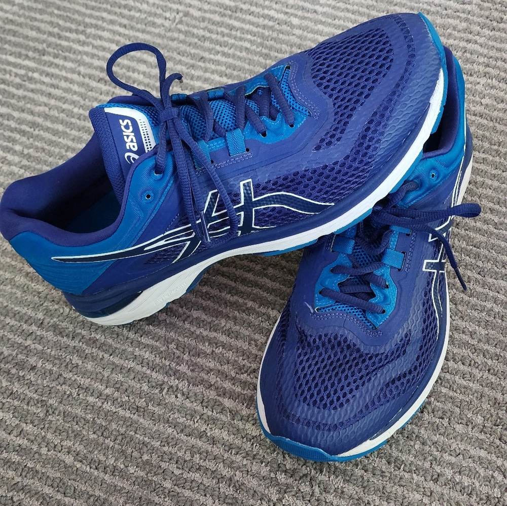 Asics Men's GT-2000 6 Running Shoe sz 11